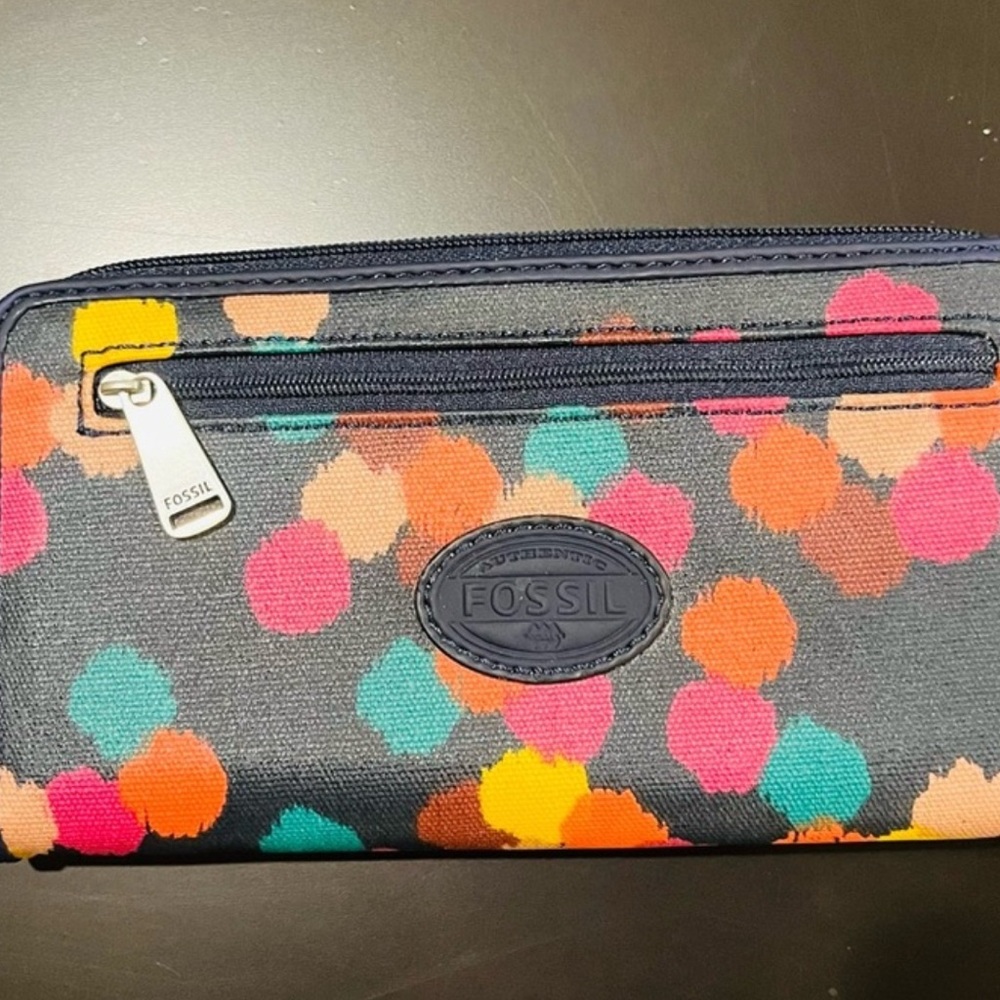Fossil Confetti Zip Around Wallet